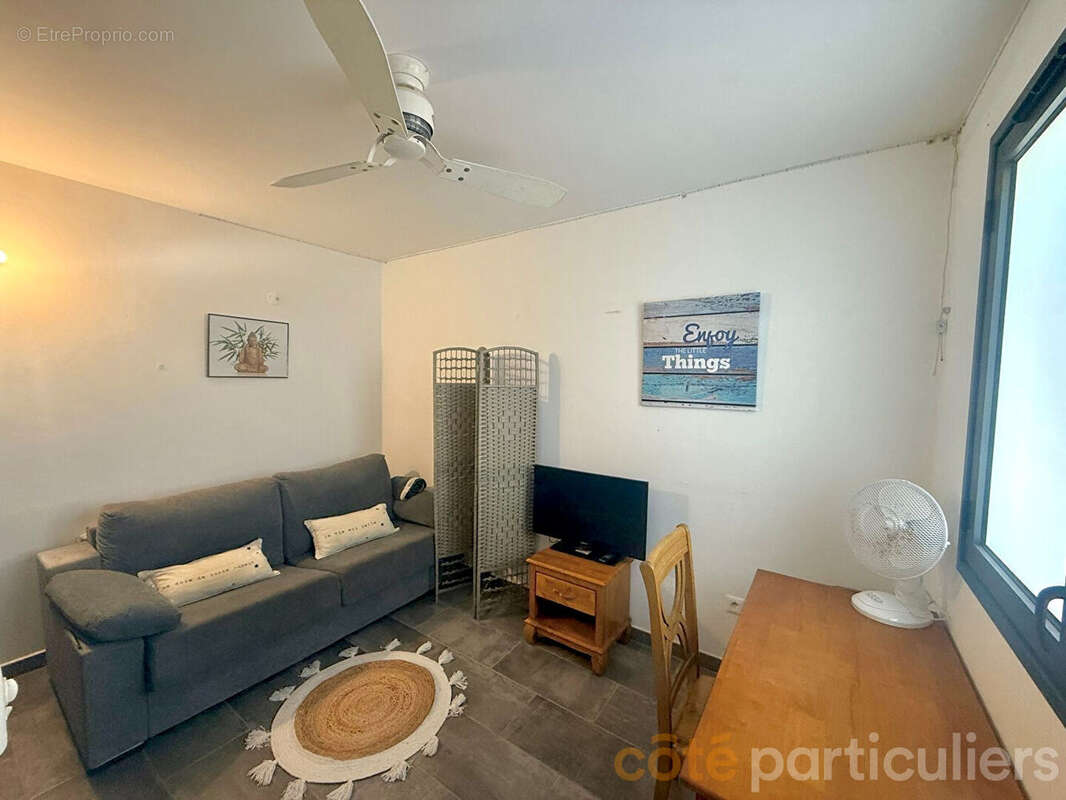 A vendre t4  vide de 71 m² - la saline les bains - photo 5