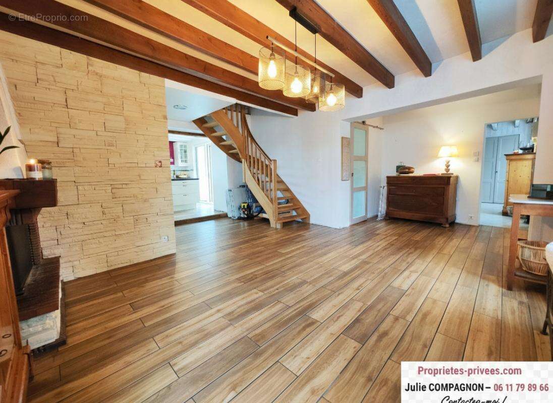 Maison à CHAUDRON-EN-MAUGES