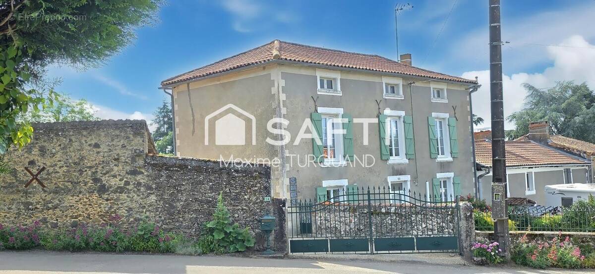Photo 1 - Maison à SAINT-PAUL-EN-GATINE