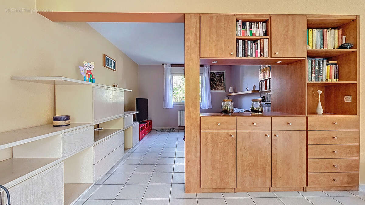 Maison à CHAMPS-SUR-MARNE