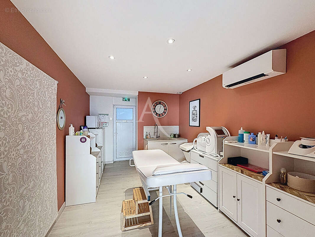 Commerce à NANTEUIL-LES-MEAUX