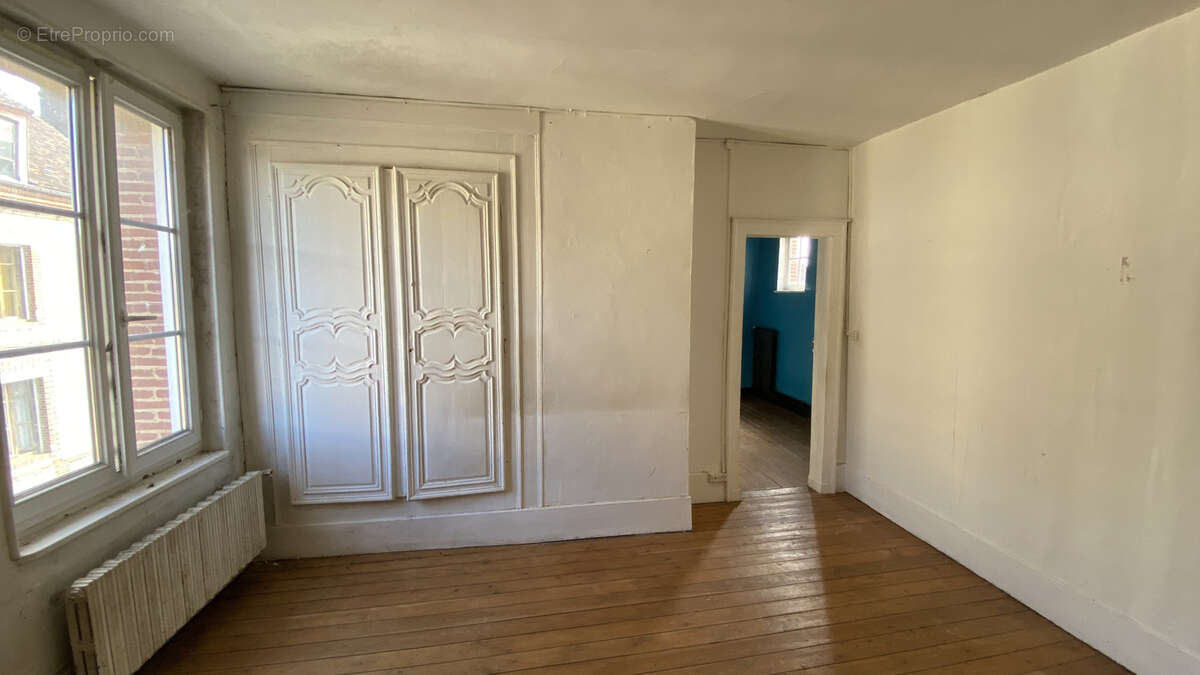 Maison à CHENNEBRUN