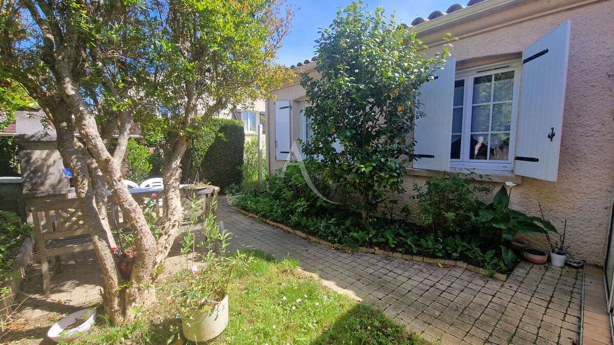 Maison à TALMONT-SAINT-HILAIRE