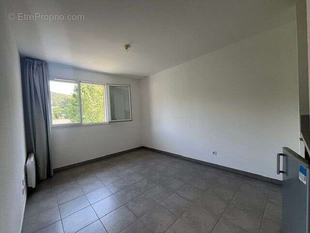 Appartement à MARSEILLE-9E