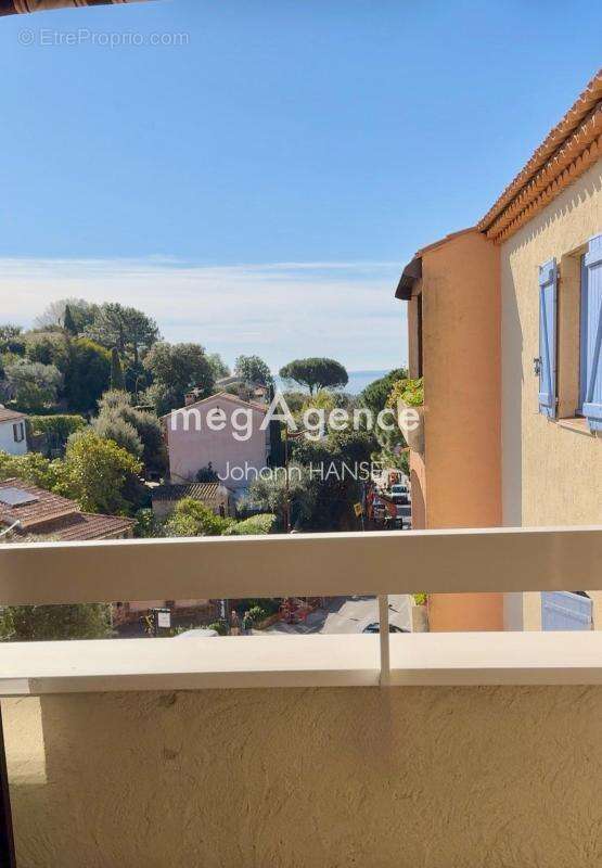 Appartement à LA CROIX-VALMER