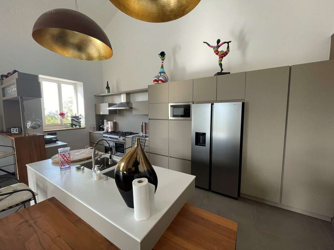 Maison à SAINT-JEAN-DE-MOIRANS