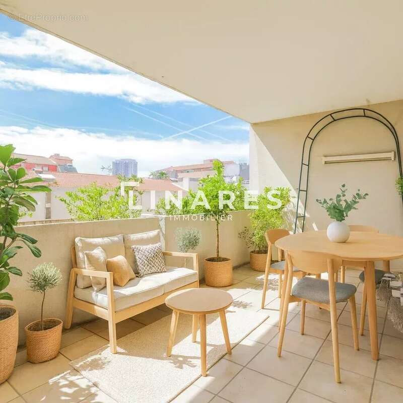 Appartement à MARSEILLE-8E