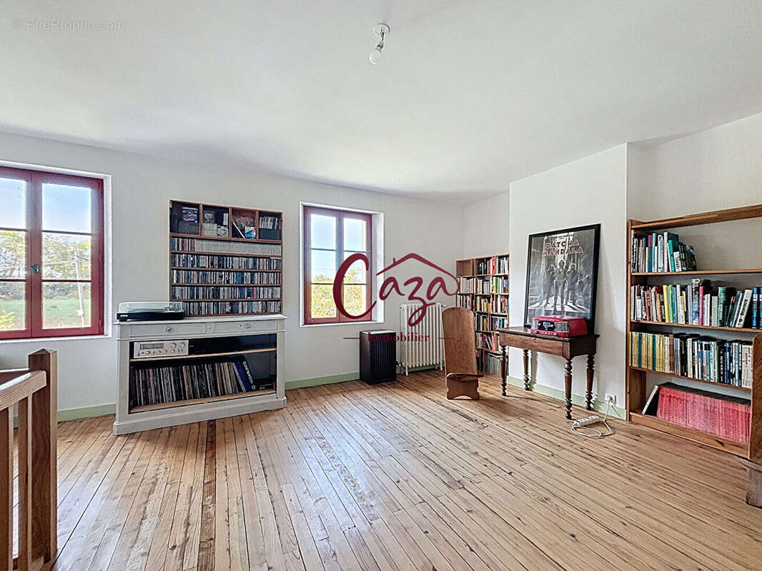 Maison à CAMBLANES-ET-MEYNAC