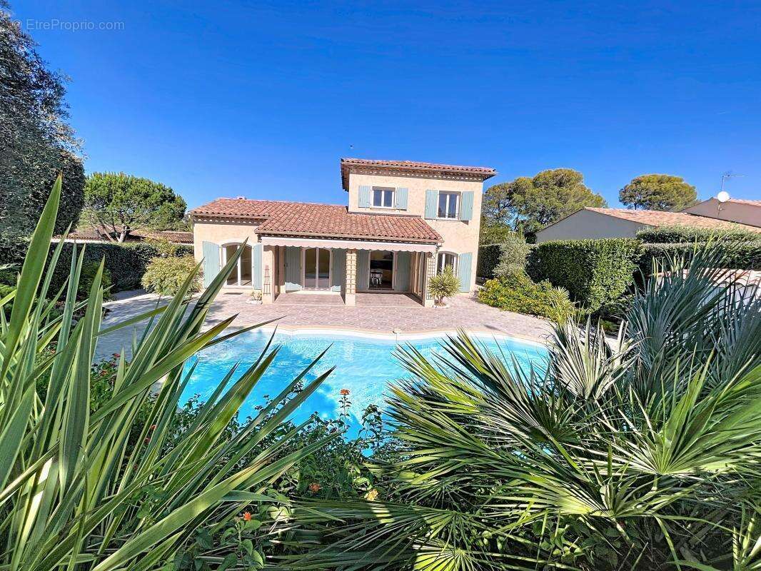 Maison à SAINT-RAPHAEL