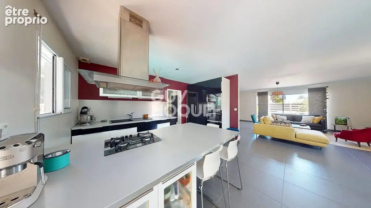 Maison plain pied, au calme, piscine, garage - photo 6