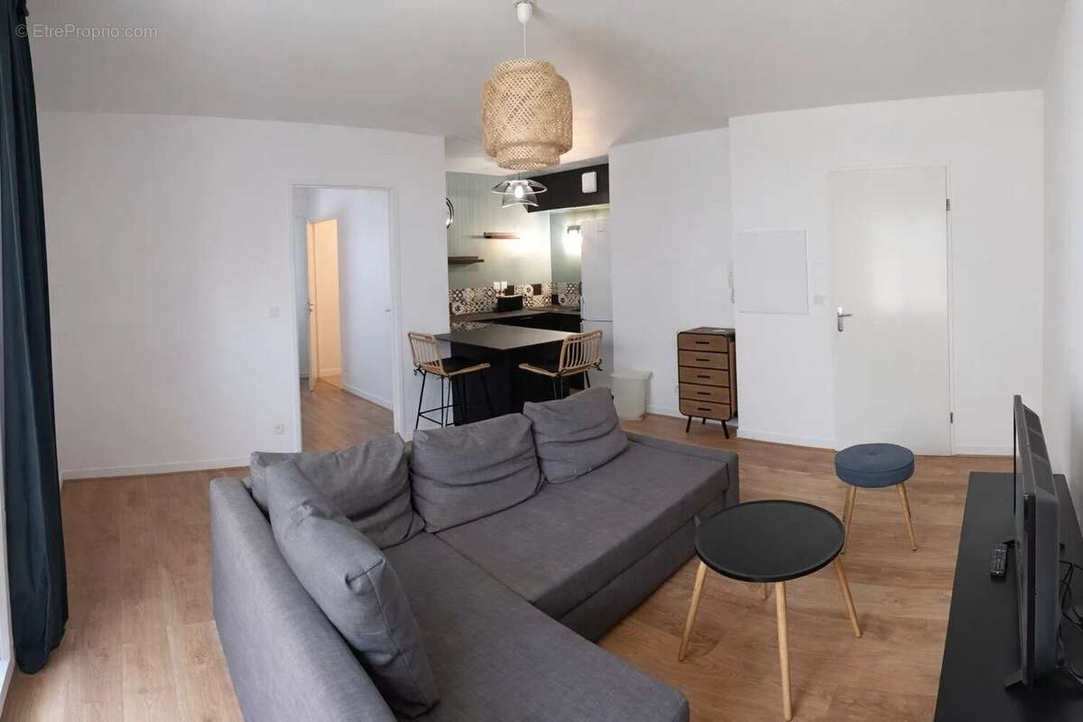 Appartement à REZE