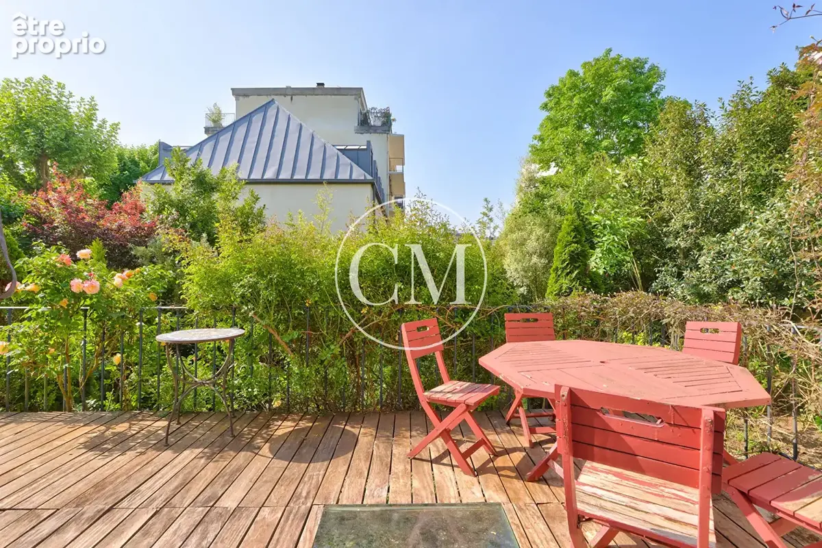 Versailles rive droite duplex de charme - photo 12