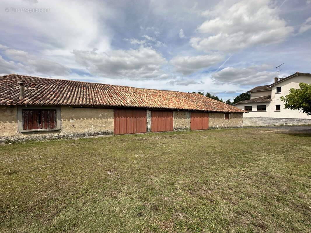 Corps de ferme - photo 2