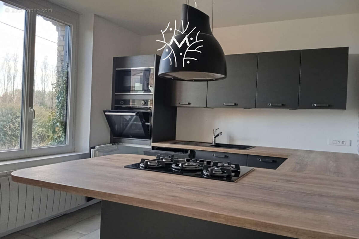 Maison à BERTONCOURT