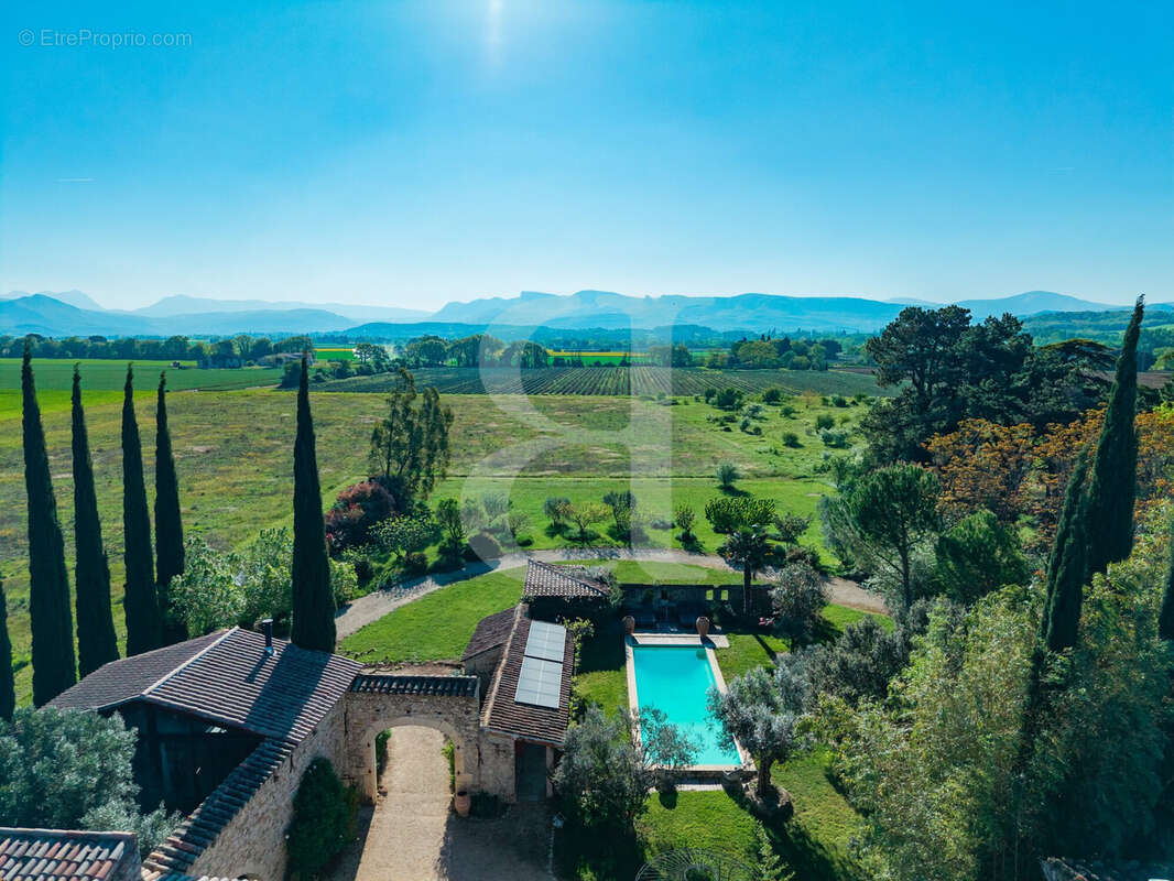 Maison à LA BEGUDE-DE-MAZENC