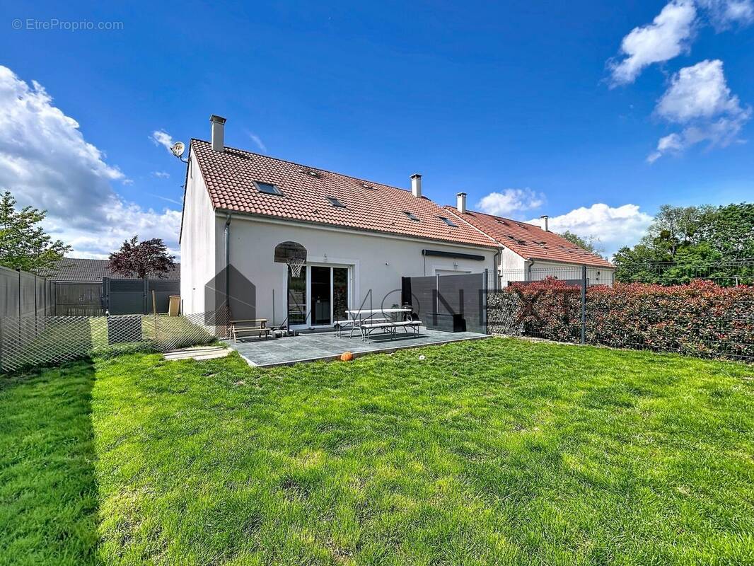 Maison à HETTANGE-GRANDE