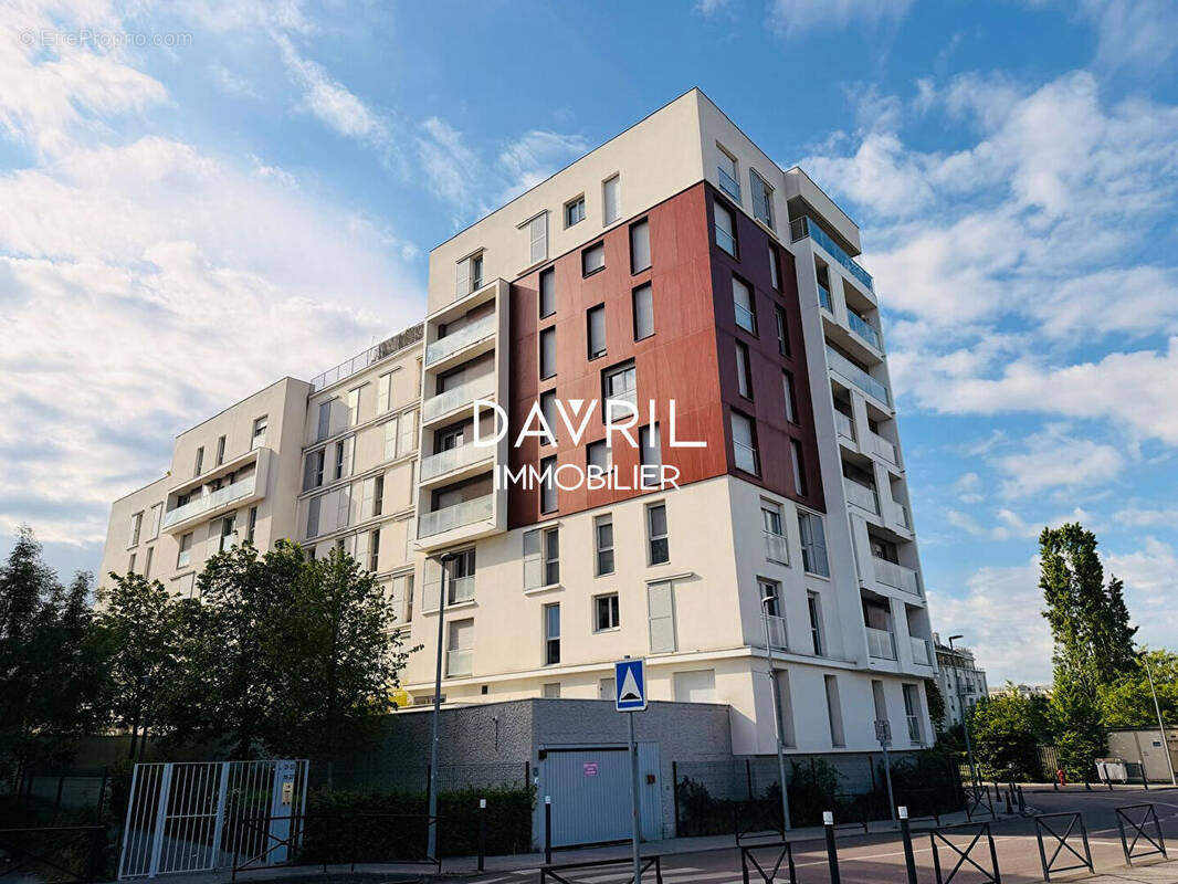 Appartement à CARRIERES-SOUS-POISSY