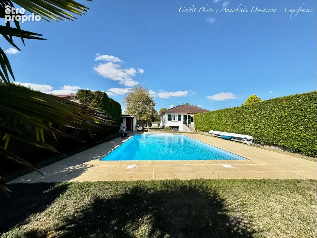MOZAC – Maison de plain-pied 3 chambres/bureau – PISCINE – TERRAIN divisible de 2324 M² – Garages - photo 26
