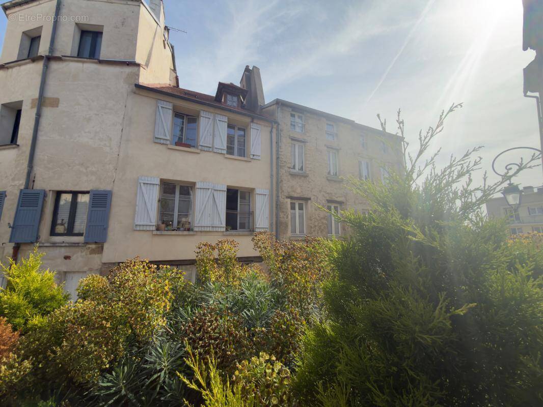 Maison à PONTOISE