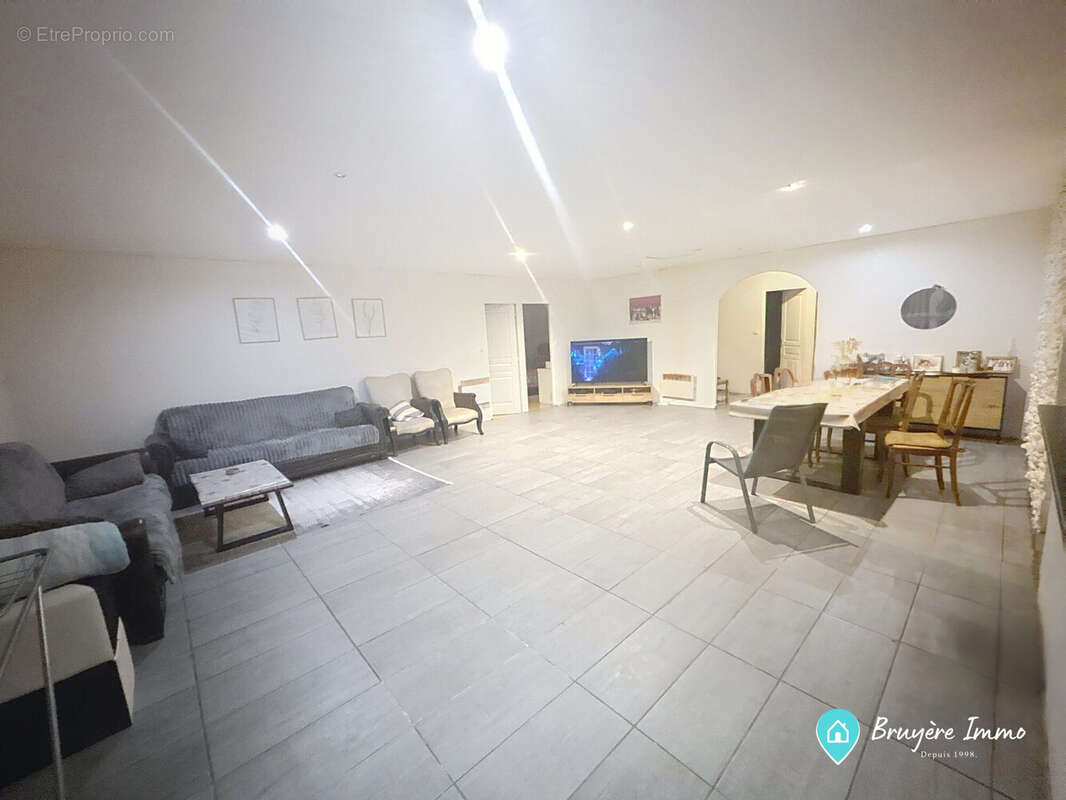 Maison 417 m² à Saint-Michel  - photo 8