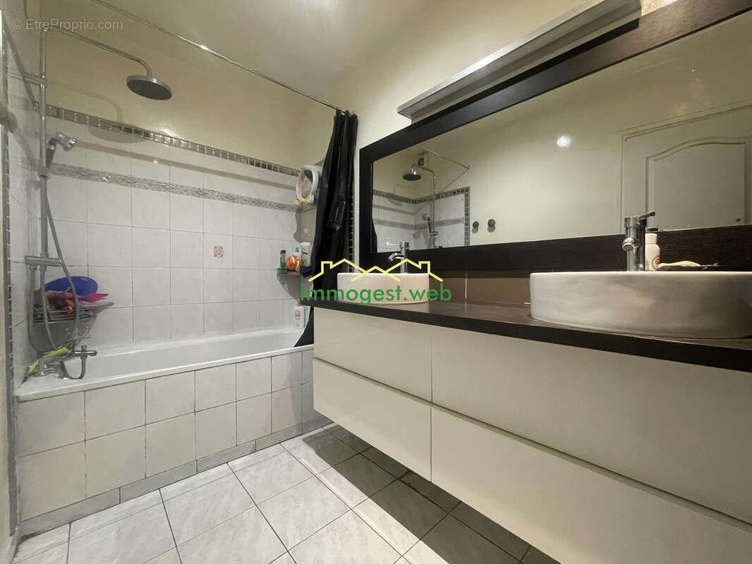 Appartement à VILLERS-SOUS-SAINT-LEU
