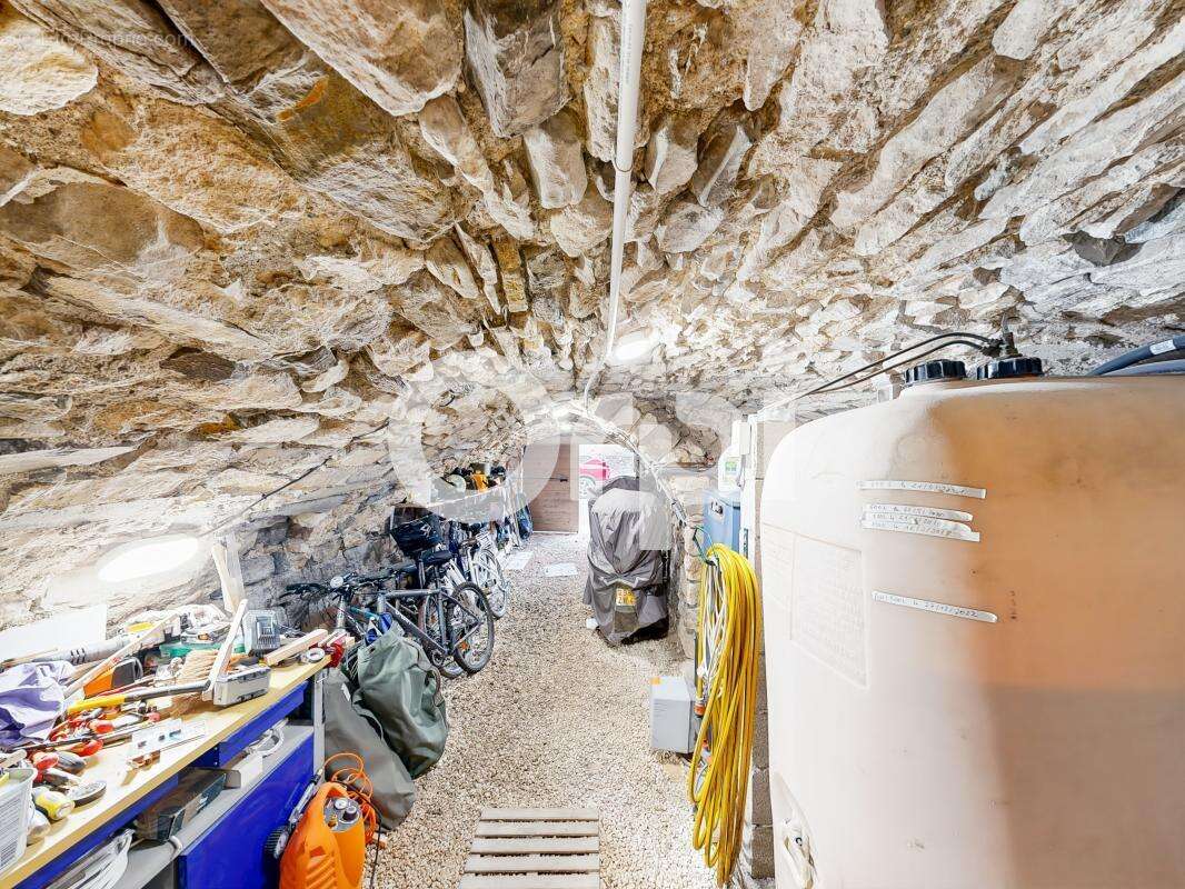 Maison à VALLON-PONT-D'ARC