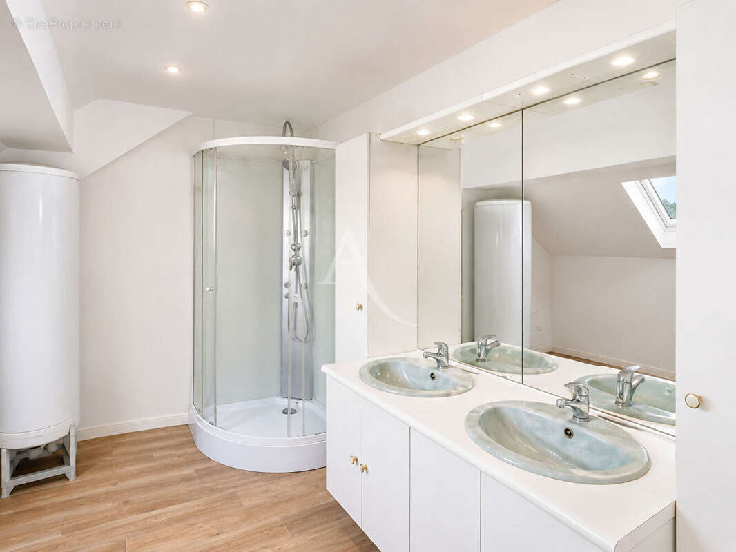 Maison Montfermeil - 5 pièce(s) - 135 m2 - photo 10
