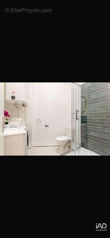 Photo 6 - Commerce à PARIS-8E