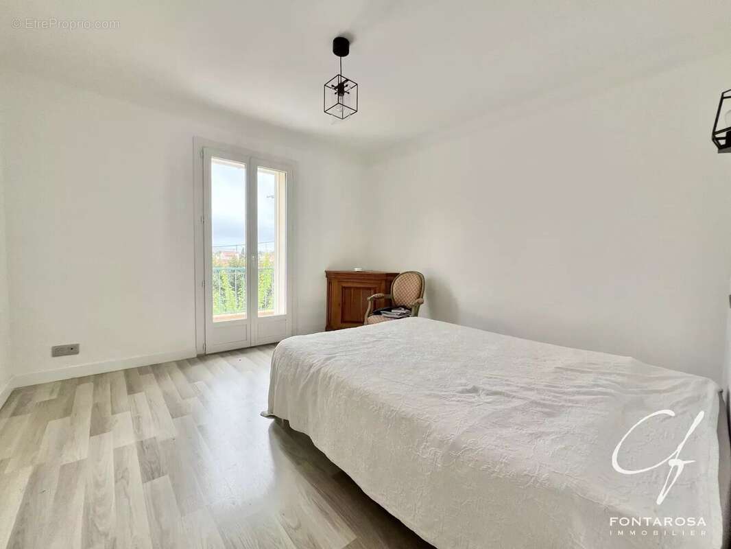 Maison à SAINT-RAPHAEL