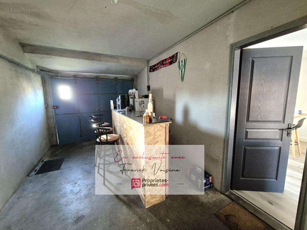 Maison à SAINT-PROUANT