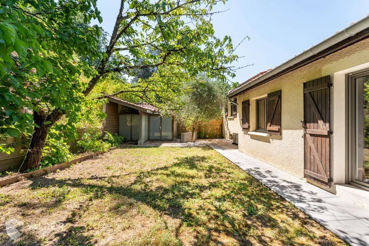 Maison à TREVOUX