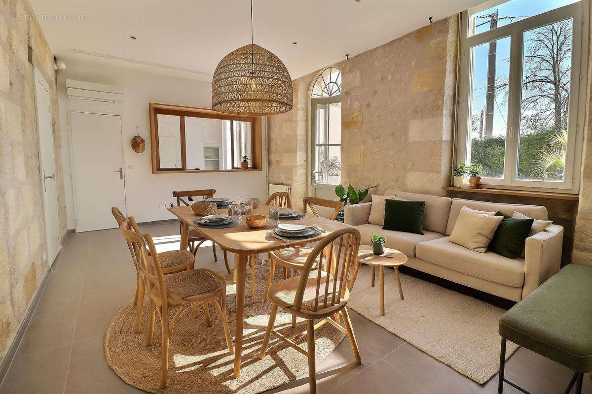 Maison à LE TAILLAN-MEDOC