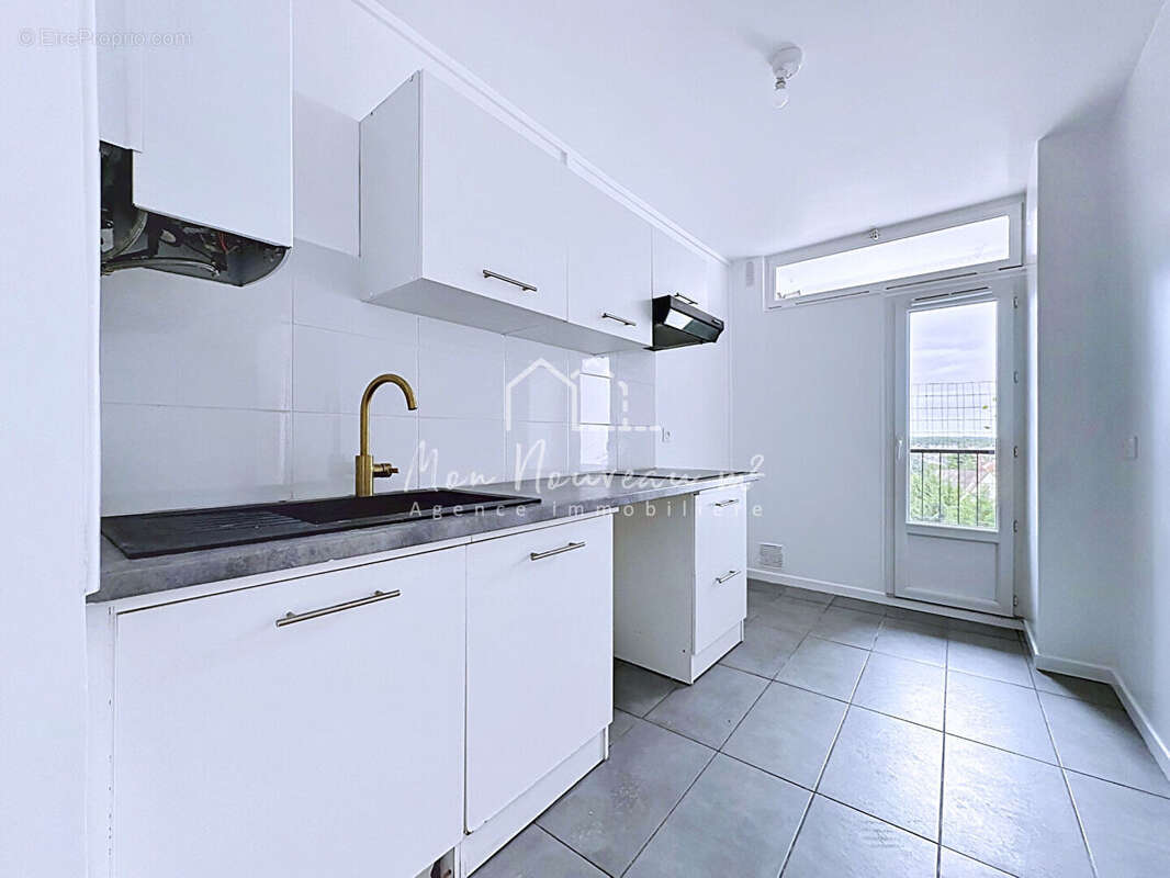 Appartement  3 pièces avec vue dégagée - photo 2