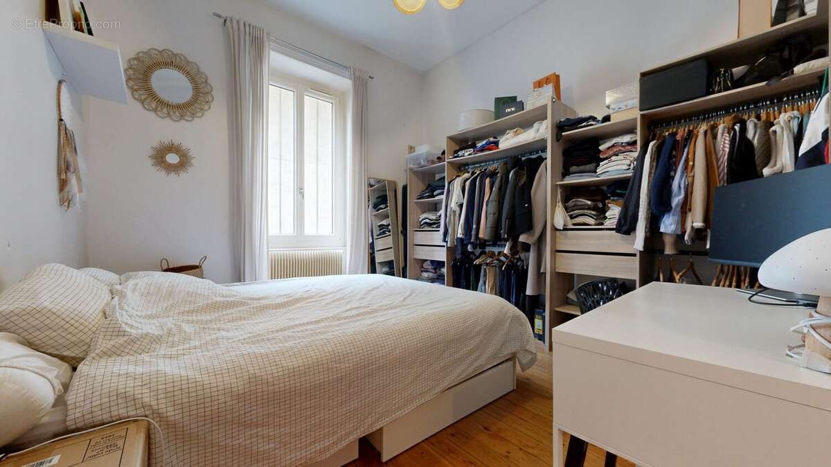 Appartement à TASSIN-LA-DEMI-LUNE