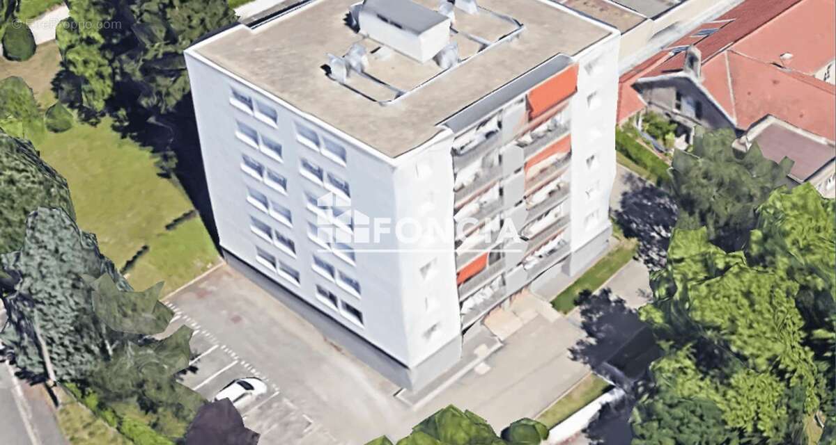 Appartement à SAINT-ETIENNE
