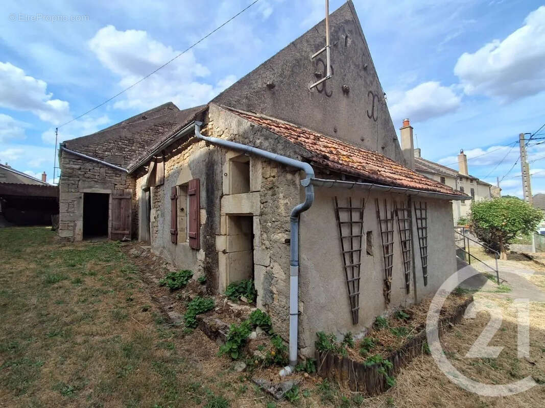Maison à LYS