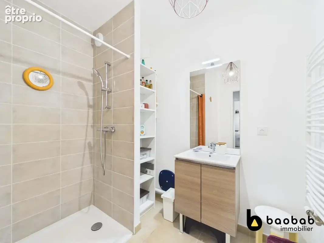 Appartement 52 m² à Bassens  - photo 9