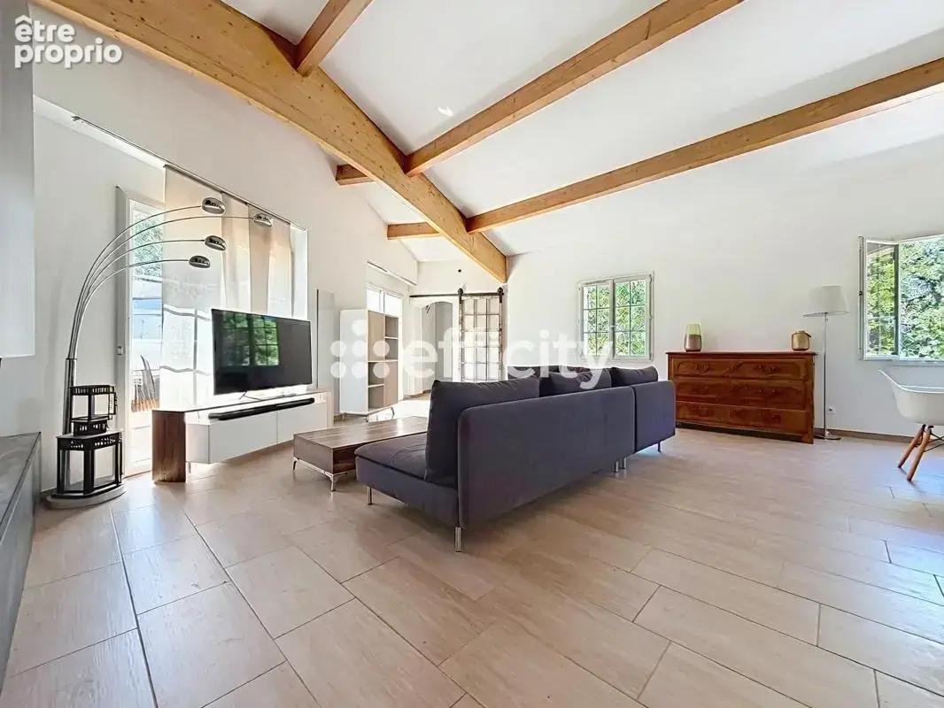 Maison 6 pièces 255 m² à vendre à Eguilles (13510) - photo 8