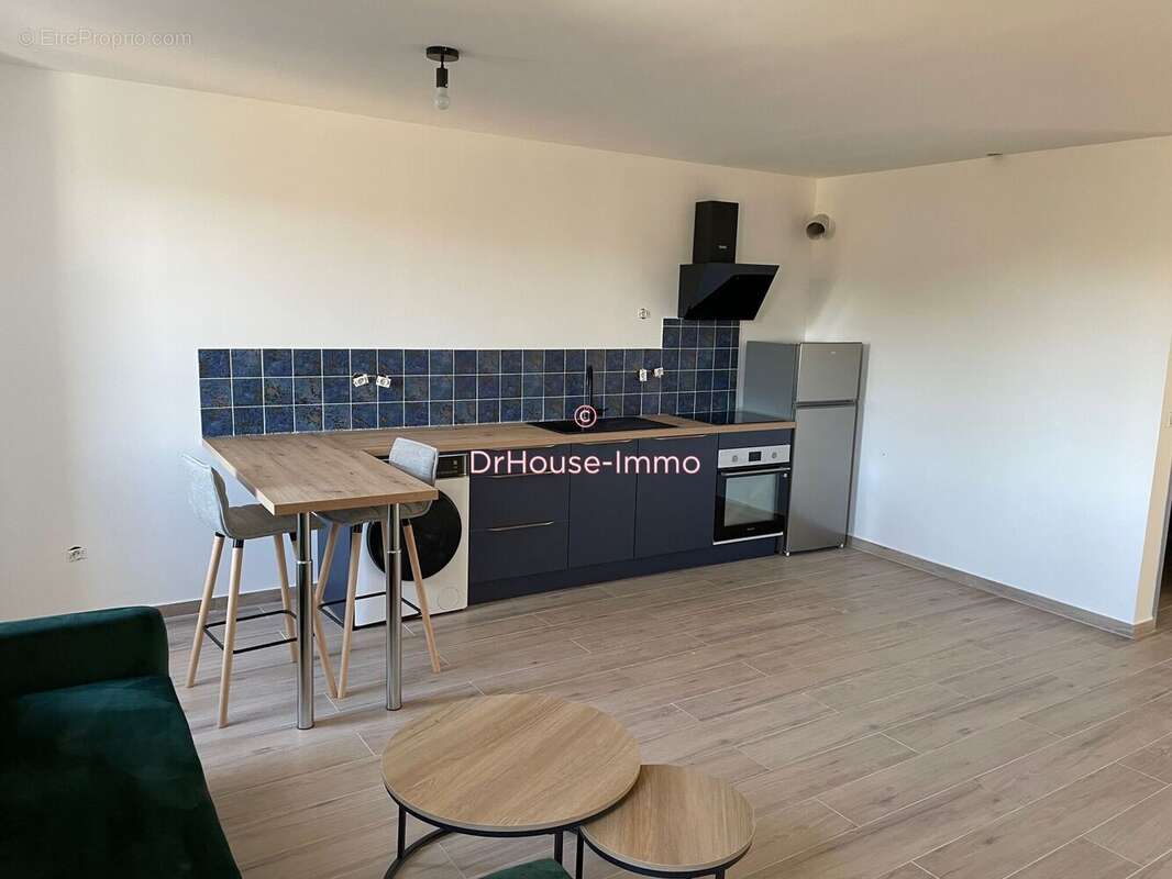 Appartement à SAINT-HILAIRE-DE-BRETHMAS