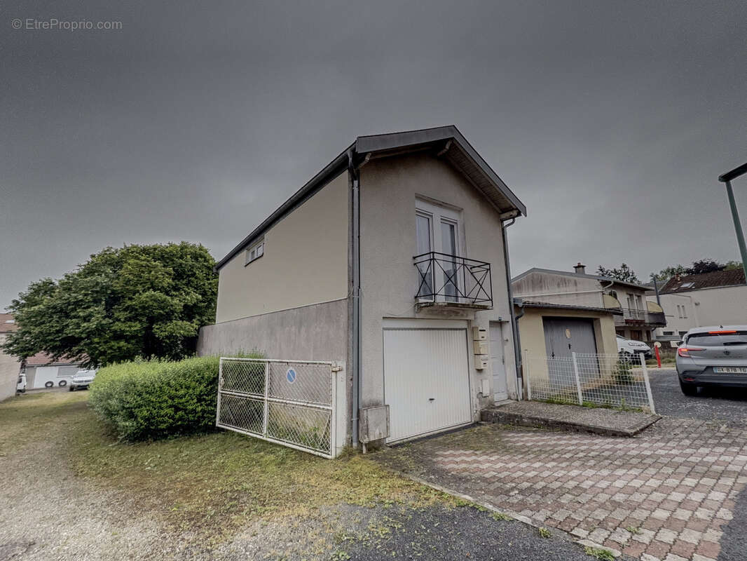 Appartement à VITTEL