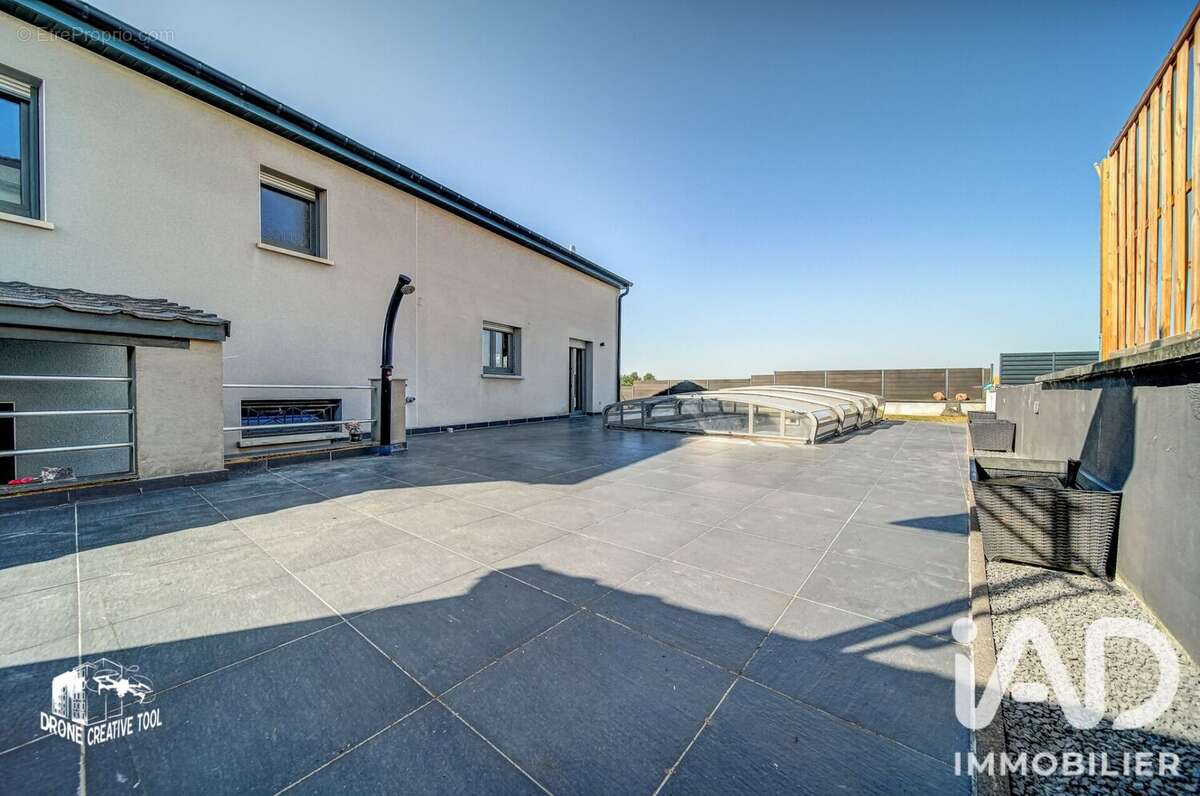 Maison 140 m² à Tressange  - photo 6
