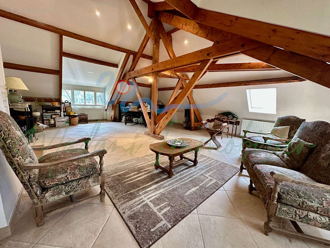 Maison à BENNECOURT