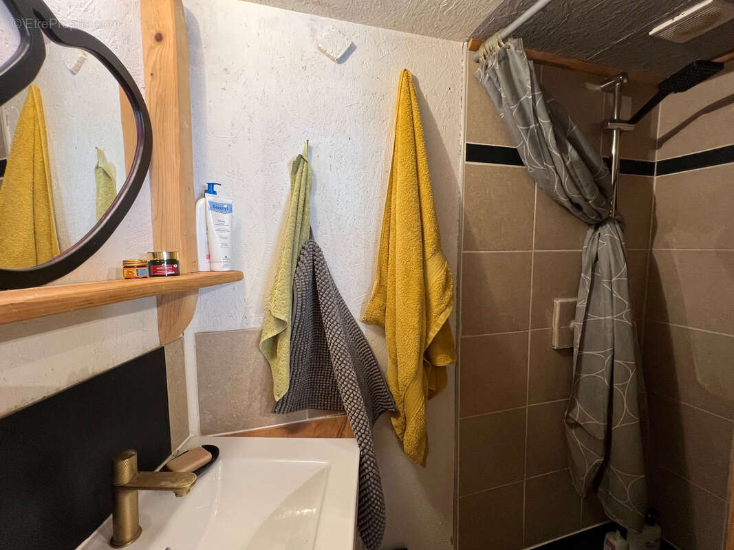 Appartement à BUIS-LES-BARONNIES