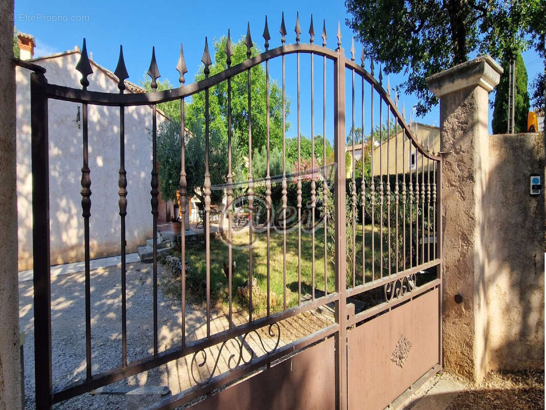 Maison à BRIGNOLES