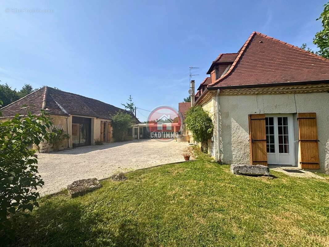 Maison à LEMBRAS