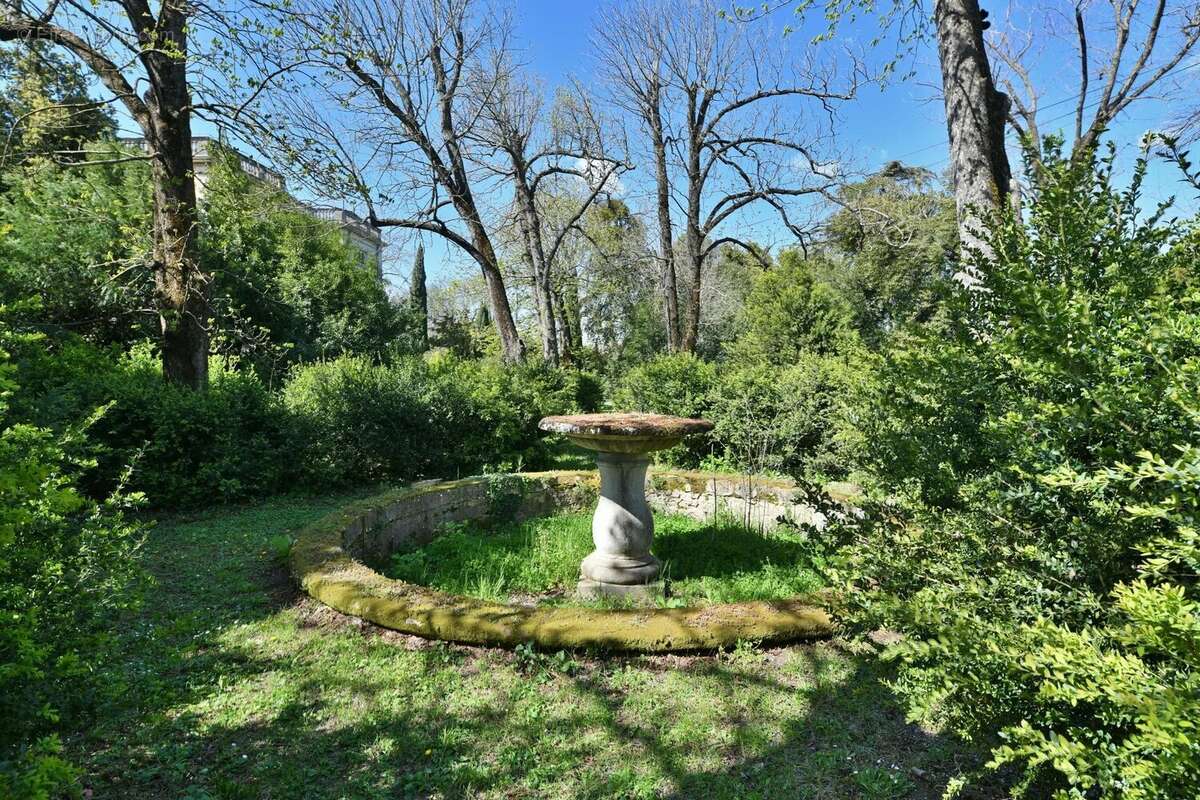 Appartement à UZES
