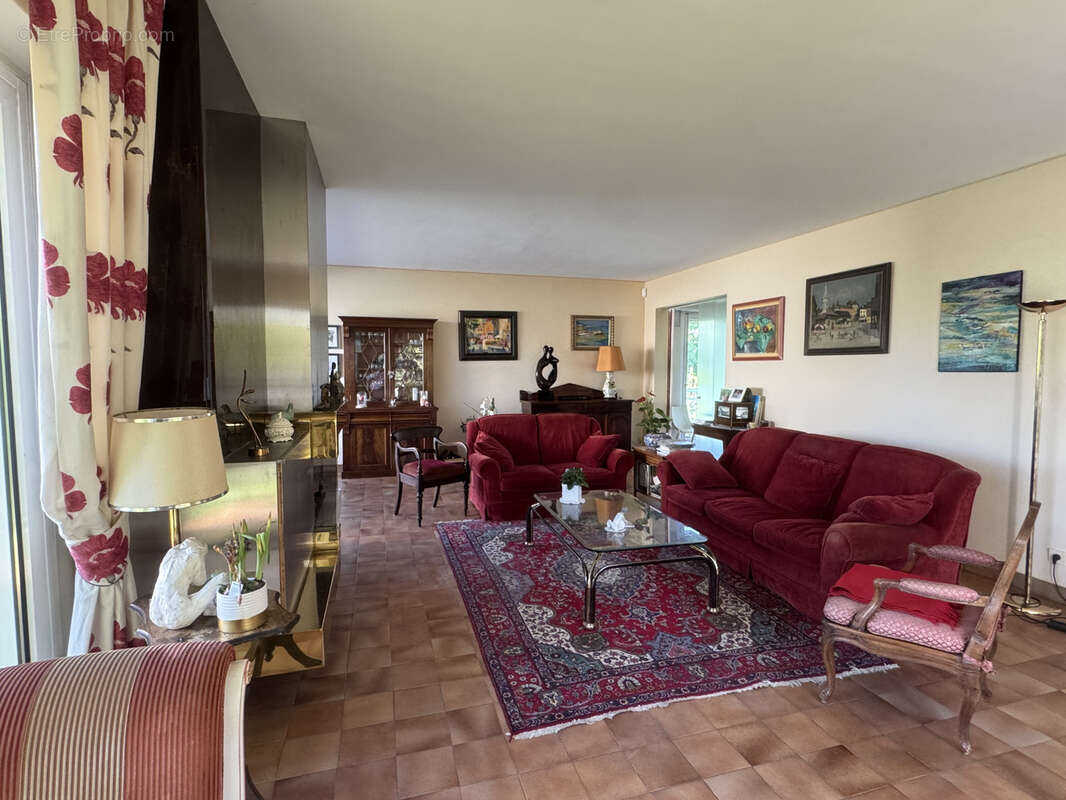 Maison à COQUELLES
