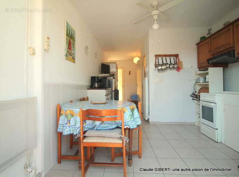 T1 de 21,79 m2 en rez-de-chaussée, au centre-ville de Balaruc-Les-Bains avec une place de stationnement - photo 10