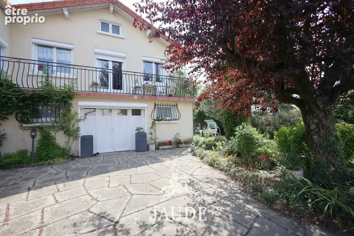 A vendre maison avec garage et jardin vertaizon - photo 1