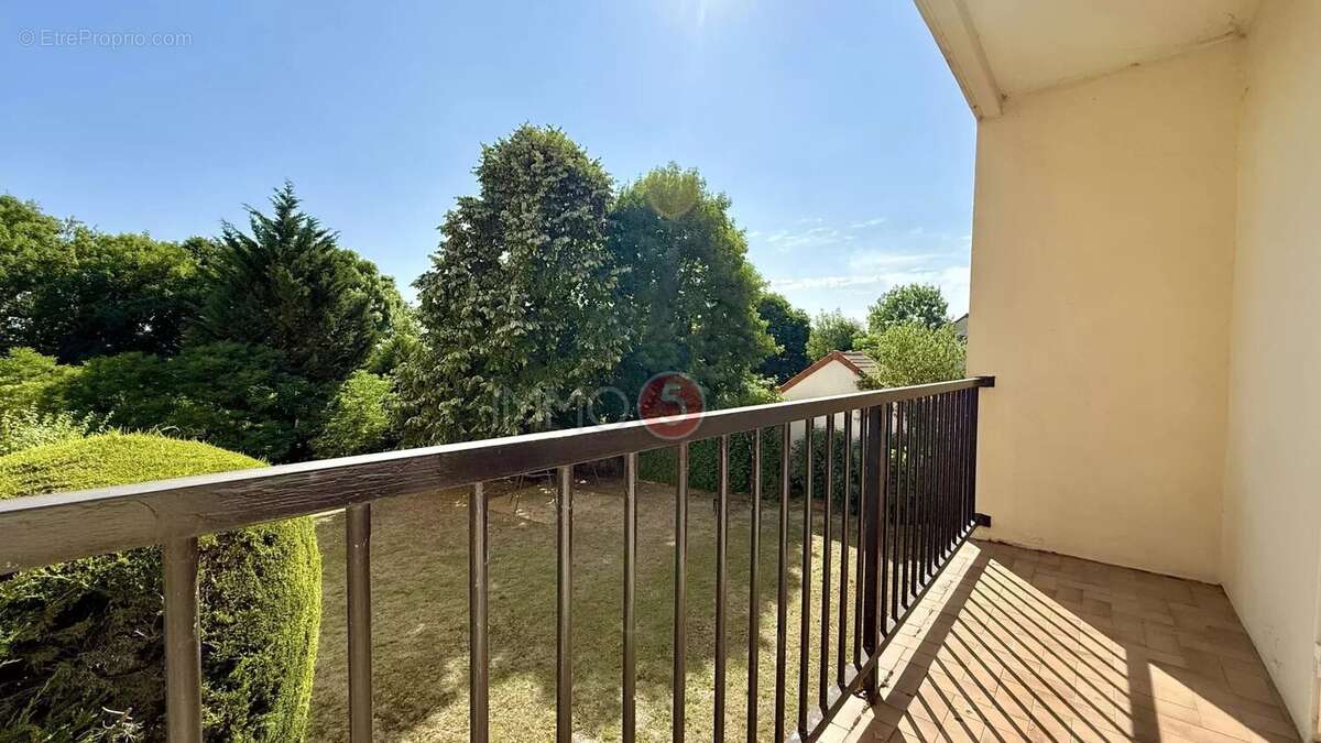 Appartement à LE RAINCY